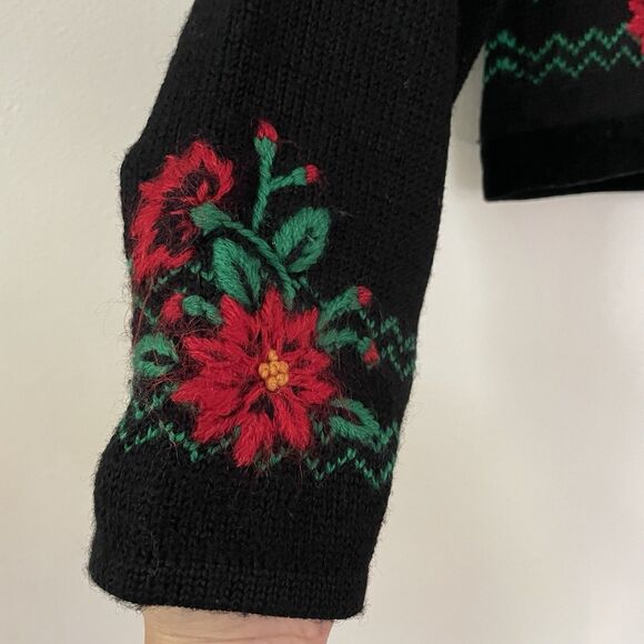 Herman Geist Wool Sweater S Hand Embroidered Poinsettia Flower Holiday Christmas - Picture 4 of 10